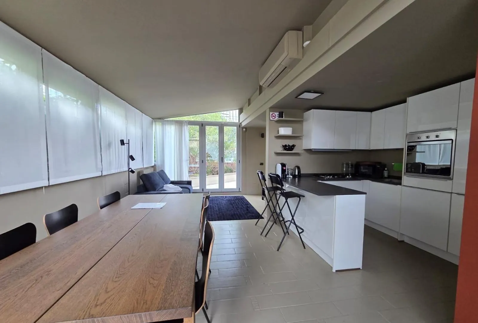Home 12 Milaan Italië